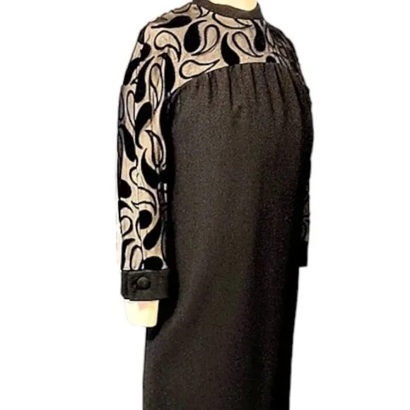 1960s Vintage Black Cocktail Dress With Illusion Top & Black Paisley Designs LBD - Picture 2 of 11
